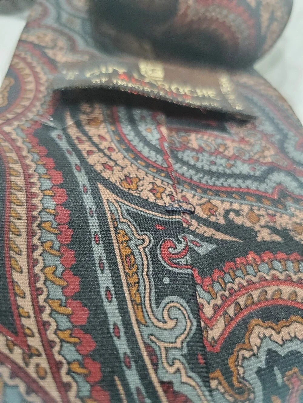 Vtg Guy Laroche Paris Silk Paisley Tie 3.5